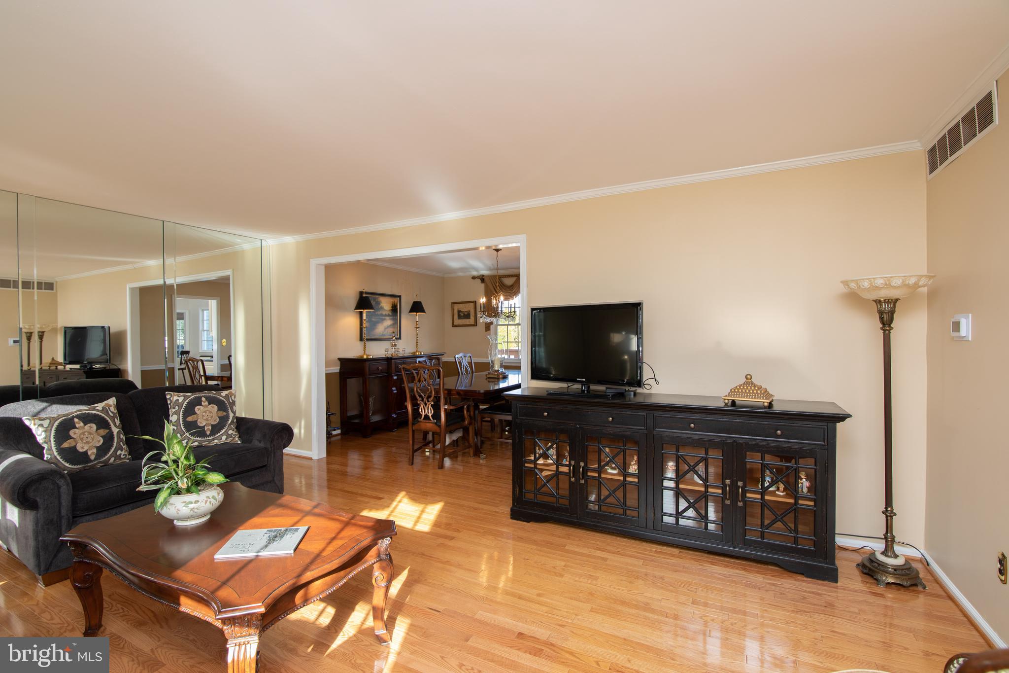 8 Euston Road Marlton, NJ 08053 - Photo 3 of 45