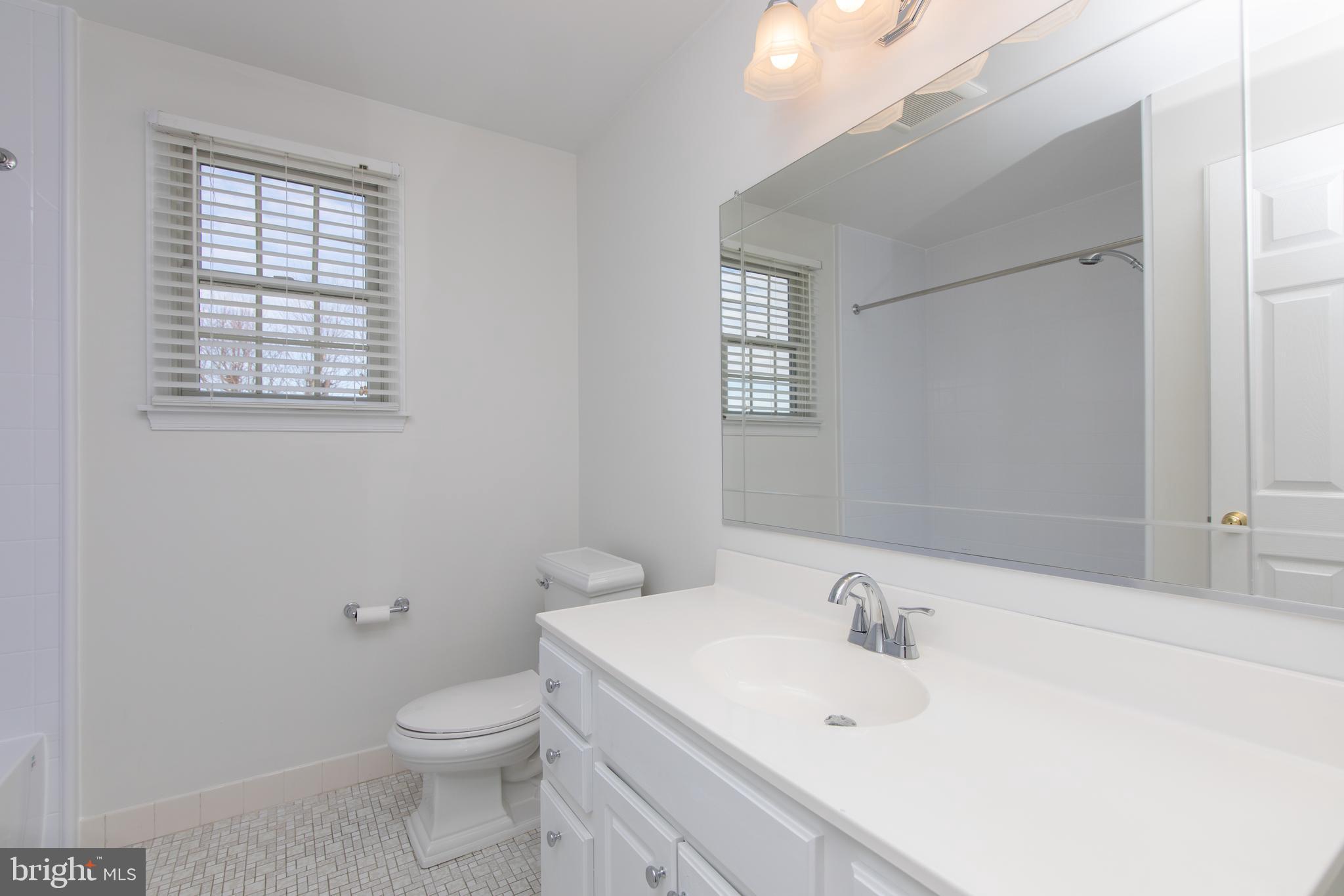 8 Euston Road Marlton, NJ 08053 - Photo 37 of 45
