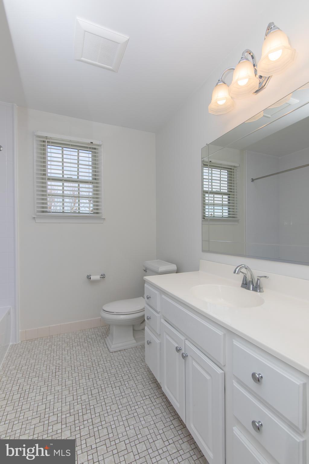 8 Euston Road Marlton, NJ 08053 - Photo 38 of 45
