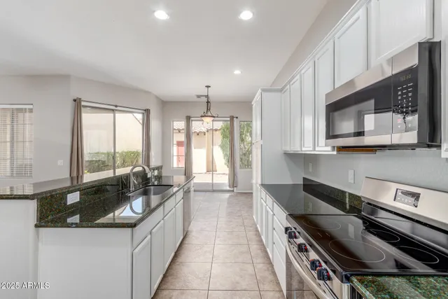 $459,999 | 21166 West Main Street, Buckeye, AZ 85396