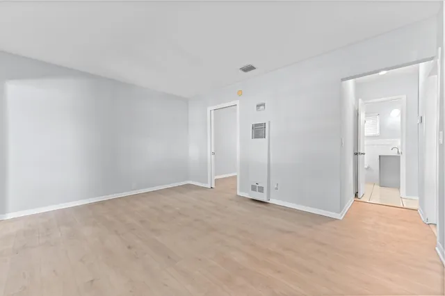 $549,900 | 332 West Mango Street, Unit 12, Lantana, FL 33462