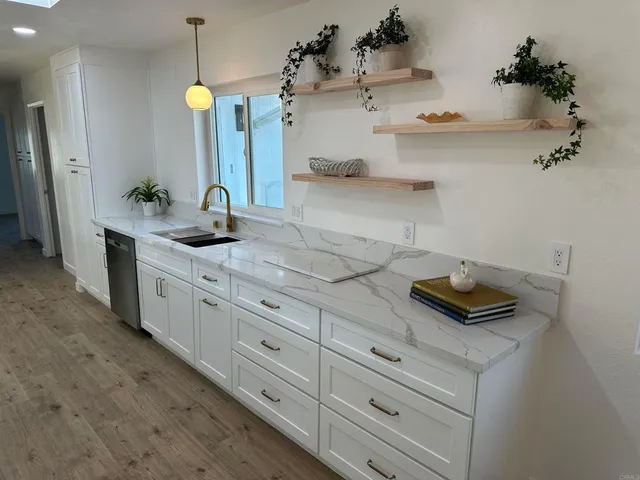 $799,000 | 1438 Salem Court, Oceanside, CA 92057