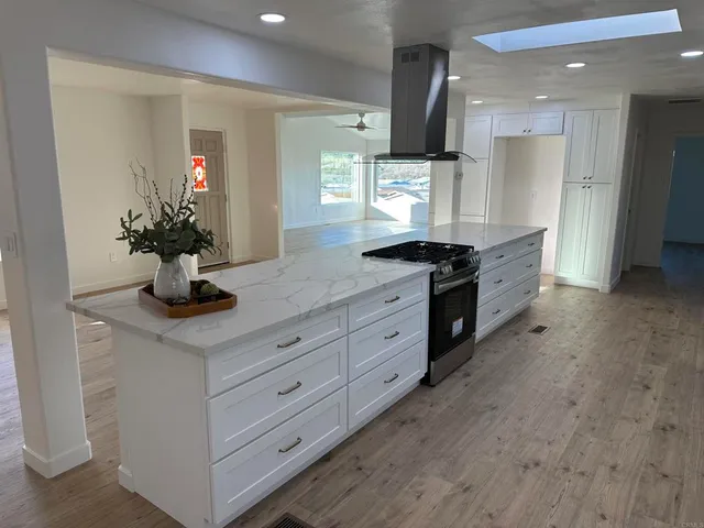 $799,000 | 1438 Salem Court, Oceanside, CA 92057