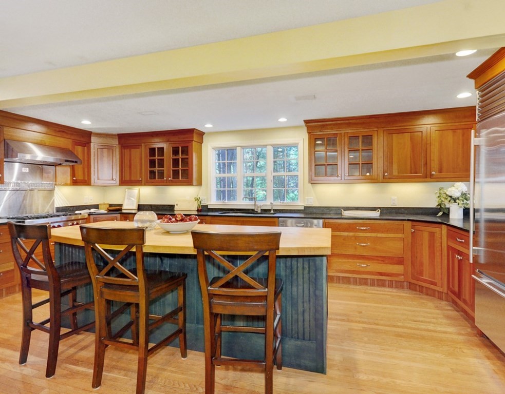 282 Old Pickard Road Concord, MA 01742 - Photo 11 of 38