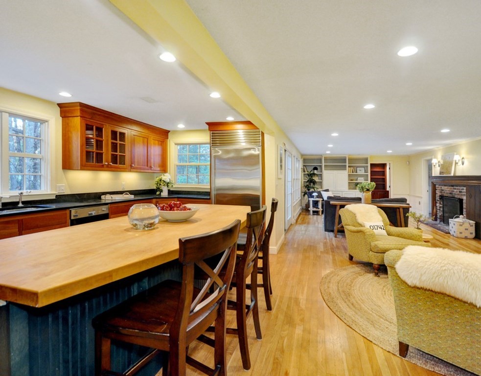282 Old Pickard Road Concord, MA 01742 - Photo 14 of 38
