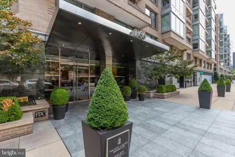 $849,000 | 1155 23rd Street Northwest, Unit 6H, Washington, DC 20037
