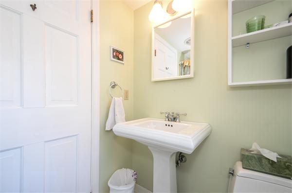 46 Colonial Road Hingham, MA 02043 - Photo 19 of 28 Gallery Image 19