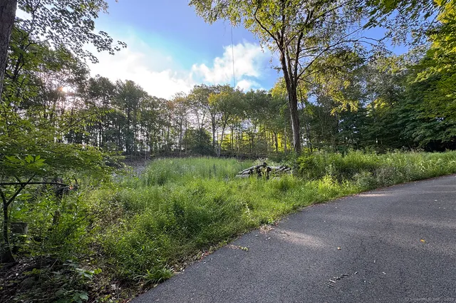 $1,499,000 | 9 Read Place, Wilton, CT 06897