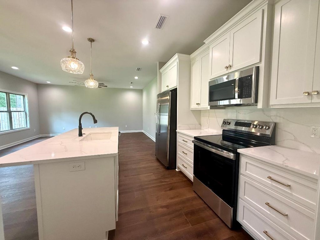 101 Pace Lane Dothan, AL 36305 - Photo 8 of 22