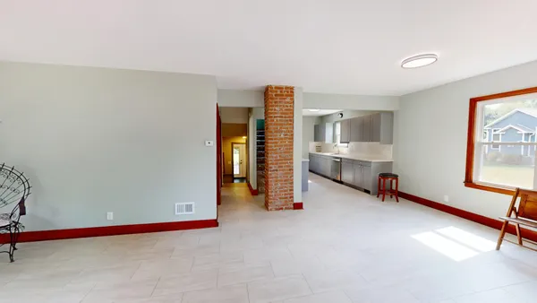 $200,000 | 410 South Main Street, Flanagan, IL 61740