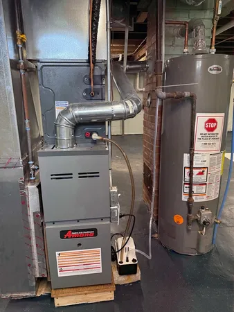 $200,000 | 410 South Main Street, Flanagan, IL 61740