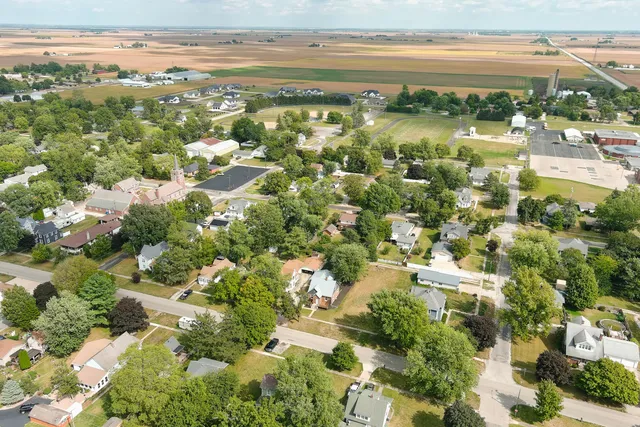 $209,000 | 410 South Main Street, Flanagan, IL 61740