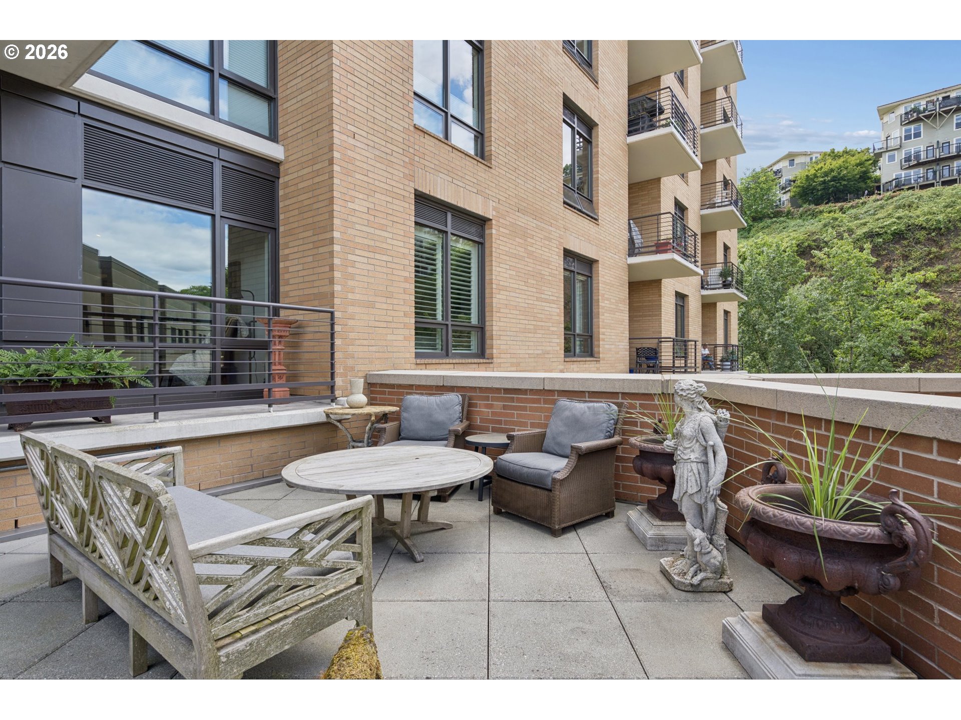 2351 Northwest Westover Road, Unit 601 Portland, OR 97210 - Photo 26 of 34 Deck