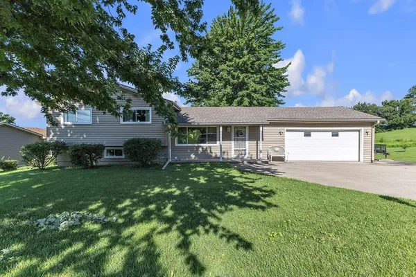 $245,000 | 5702 South 18th Street, St. Joseph, MO 64504