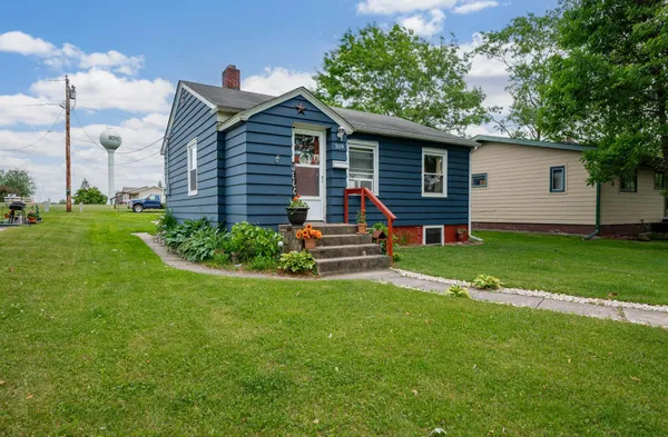 $159,900 | 309 8th Avenue, Bovey, MN 55709