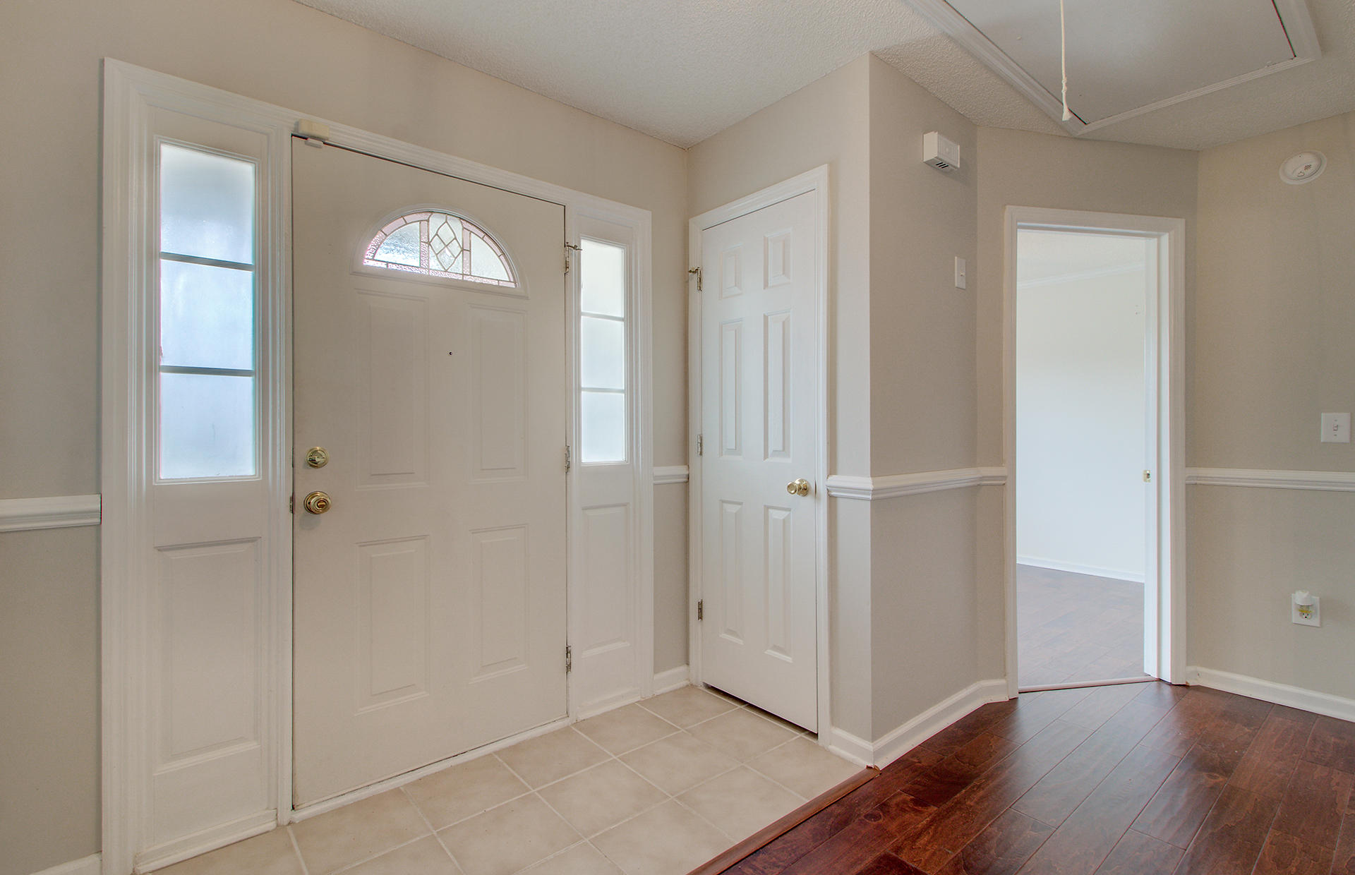 8377 Waltham Road North Charleston, SC 29406 - Photo 3 of 29 5