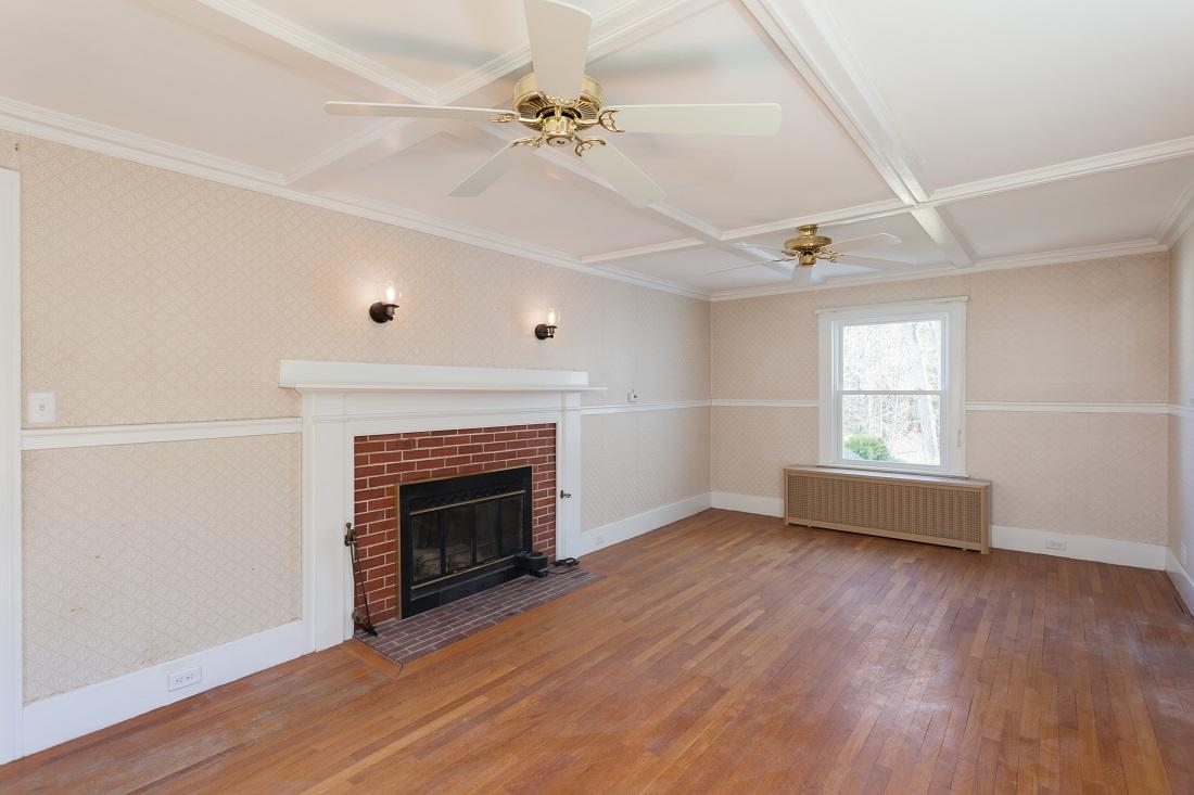 347 Main Street Springvale, ME 04083 - Photo 9 of 37 3742