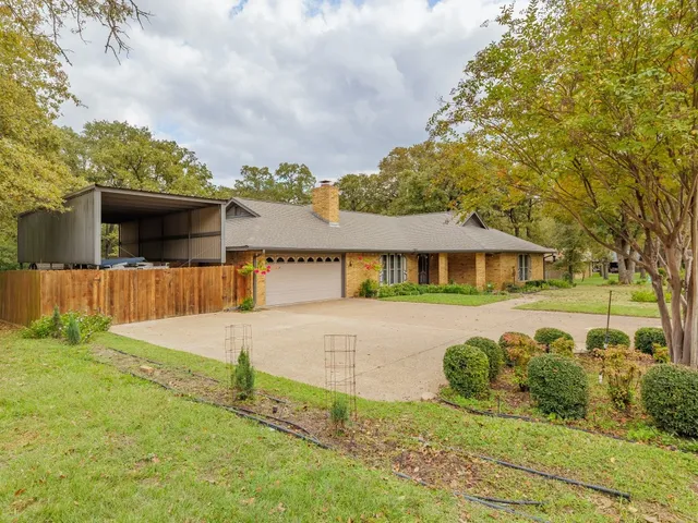 $379,900 | 704 Enfield Drive, Rockdale, TX 76567
