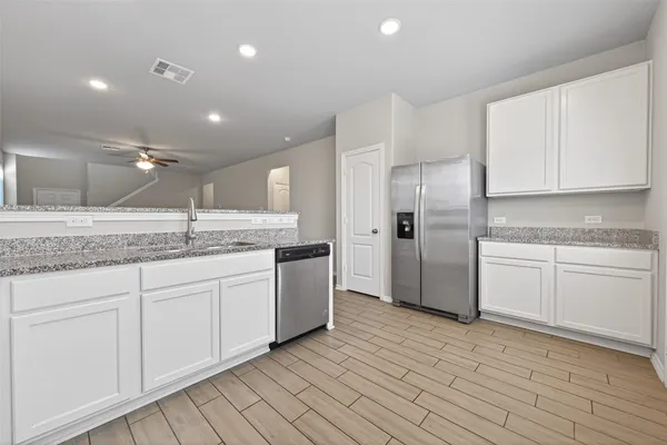 $2,000 | 25527 Valverdant Court, Porter, TX 77365