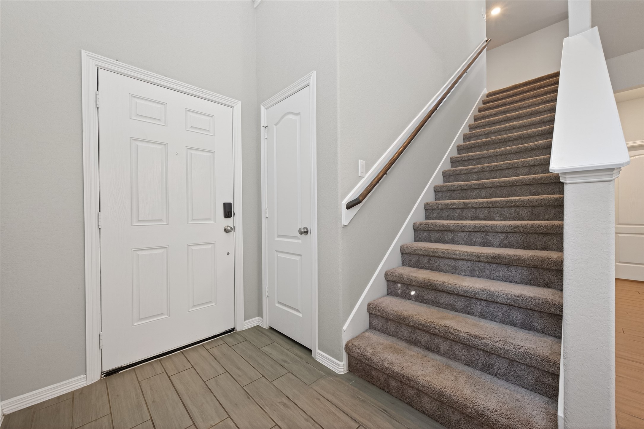 25527 Valverdant Court Porter, TX 77365 - Photo 4 of 37