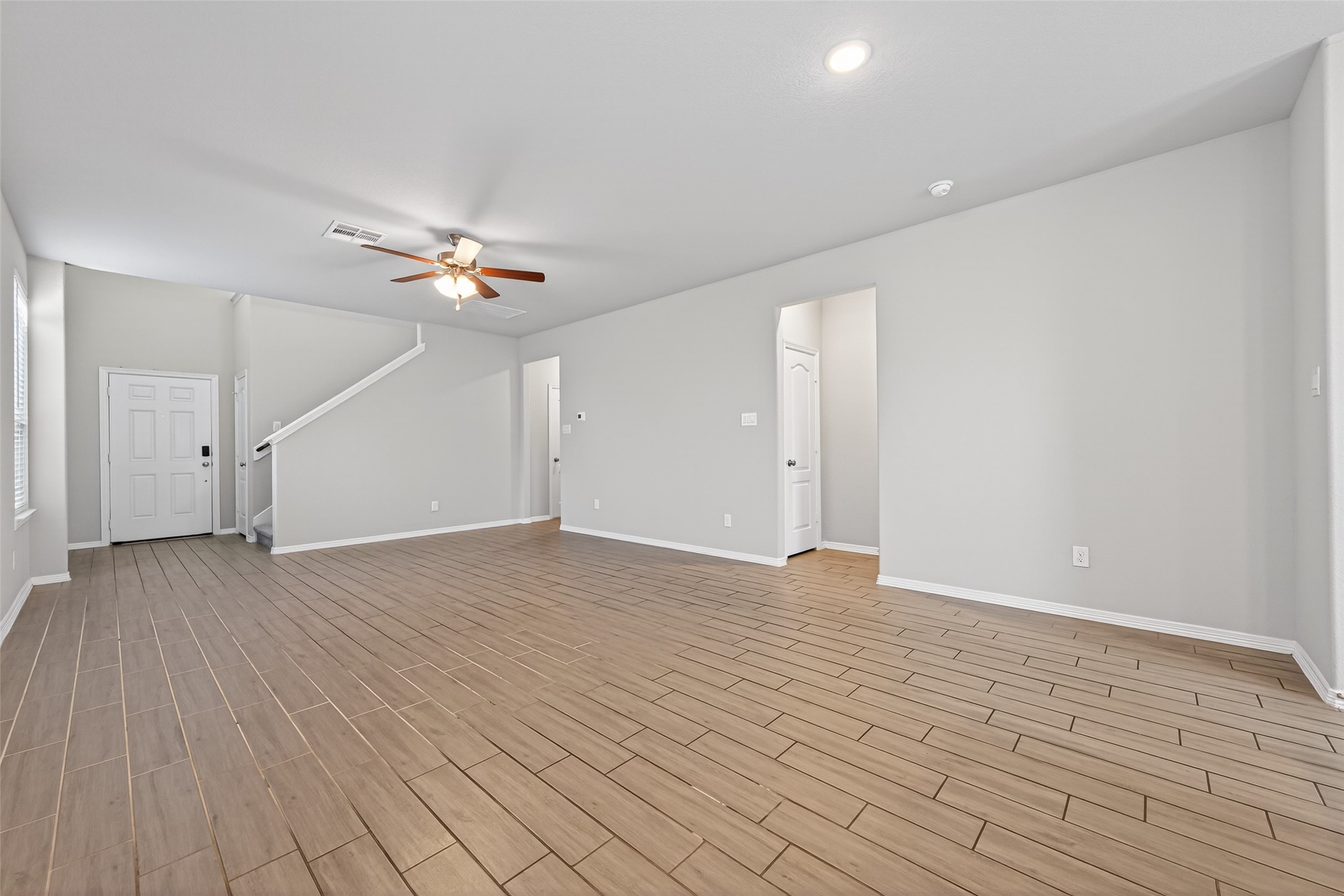 25527 Valverdant Court Porter, TX 77365 - Photo 7 of 37