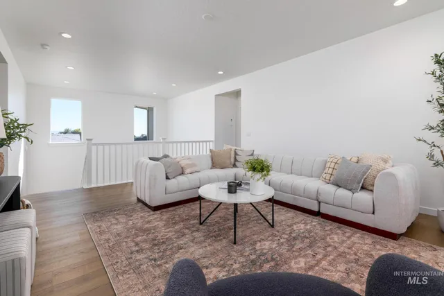 $869,000 | 3777 North San Carlos Place, Star, ID 83669