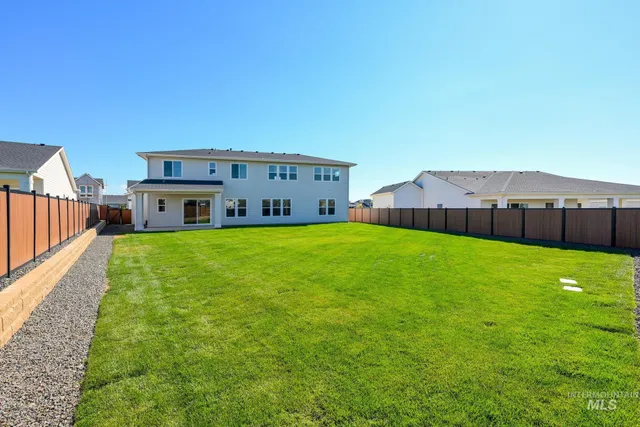 $869,000 | 3777 North San Carlos Place, Star, ID 83669