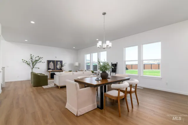 $869,000 | 3777 North San Carlos Place, Star, ID 83669