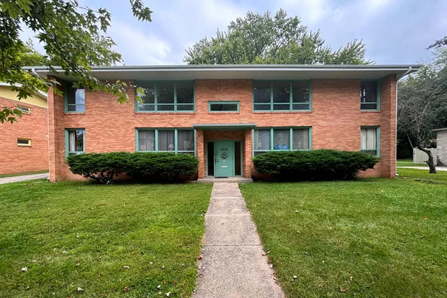$1,375 | 2409 Fremont Avenue, Madison, WI 53704