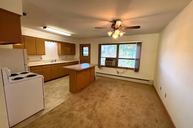 $1,375 | 2409 Fremont Avenue, Madison, WI 53704