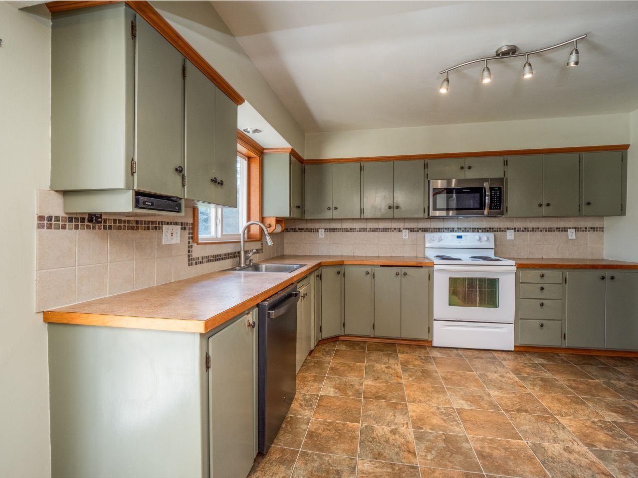 3003 South Windsor Road Spokane, WA 99224 - Photo 13 of 47