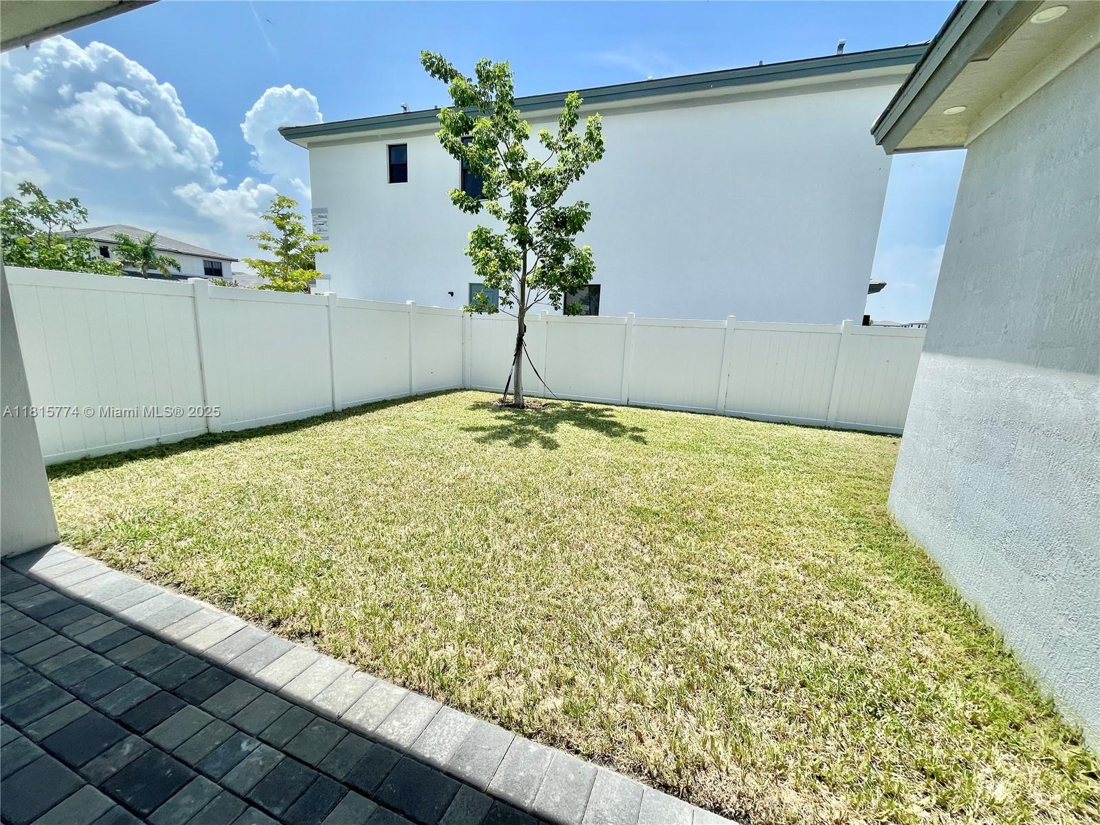 17324 Southwest 41st Street, Unit 17324 Miramar, FL 33029 - Photo 27 of 30 a view of a garden