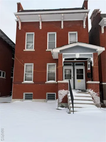 $24,900 | 4464 Holly Avenue, St. Louis, MO 63115