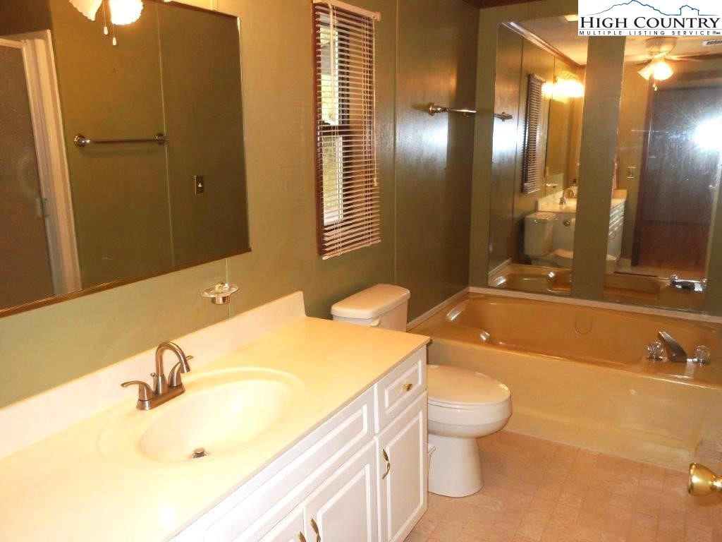 270 Hemlock Hill Road Boone, NC 28607 - Photo 33 of 44 Gallery Image 33