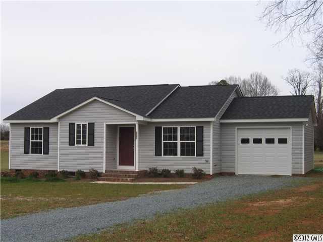 5721 Nesbit Road, Unit 4 Waxhaw, NC 28173 - Photo 1 of 15 Gallery Image 1