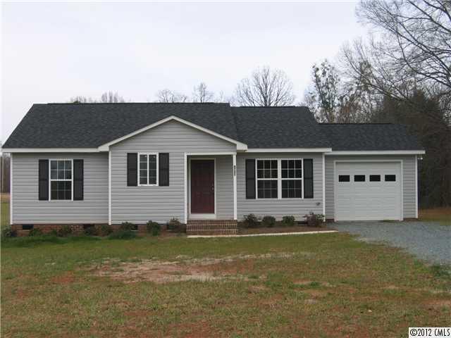 5721 Nesbit Road, Unit 4 Waxhaw, NC 28173 - Photo 2 of 15 Gallery Image 2