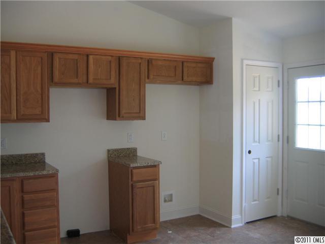 5721 Nesbit Road, Unit 4 Waxhaw, NC 28173 - Photo 6 of 15 Gallery Image 6