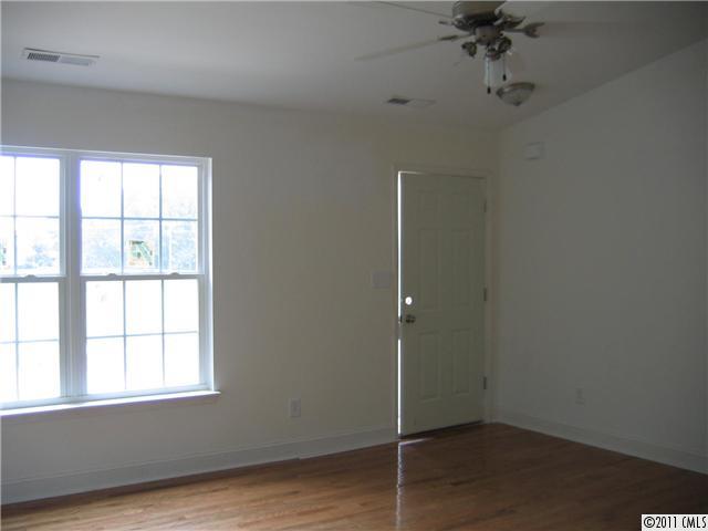 5721 Nesbit Road, Unit 4 Waxhaw, NC 28173 - Photo 8 of 15 Gallery Image 8