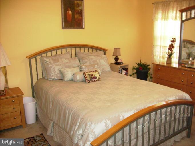 1323 Pentridge Road Baltimore, MD 21239 - Photo 10 of 17 Bedroom (Master)