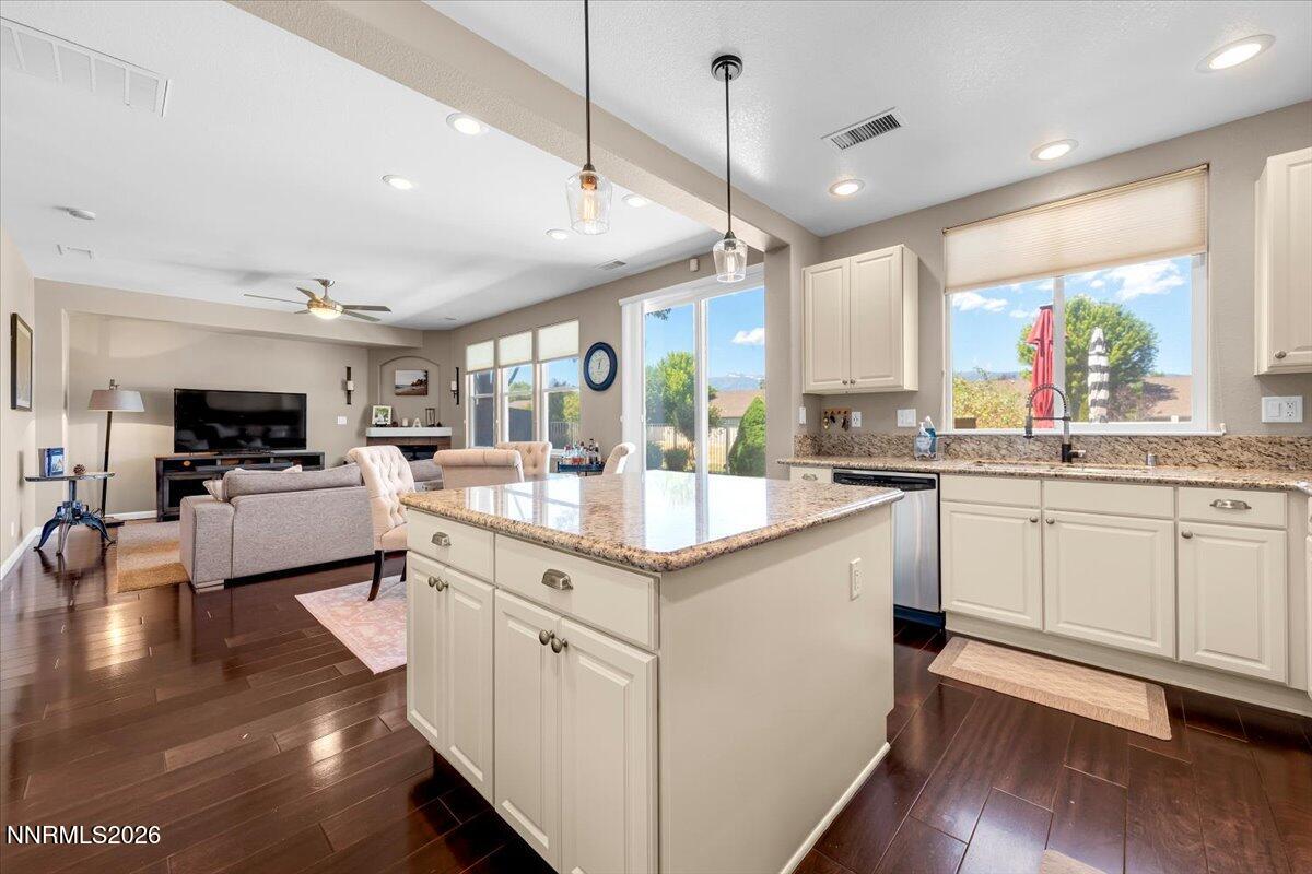 10749 Grayslake Drive Reno, NV 89521 - Photo 24 of 75 24-024