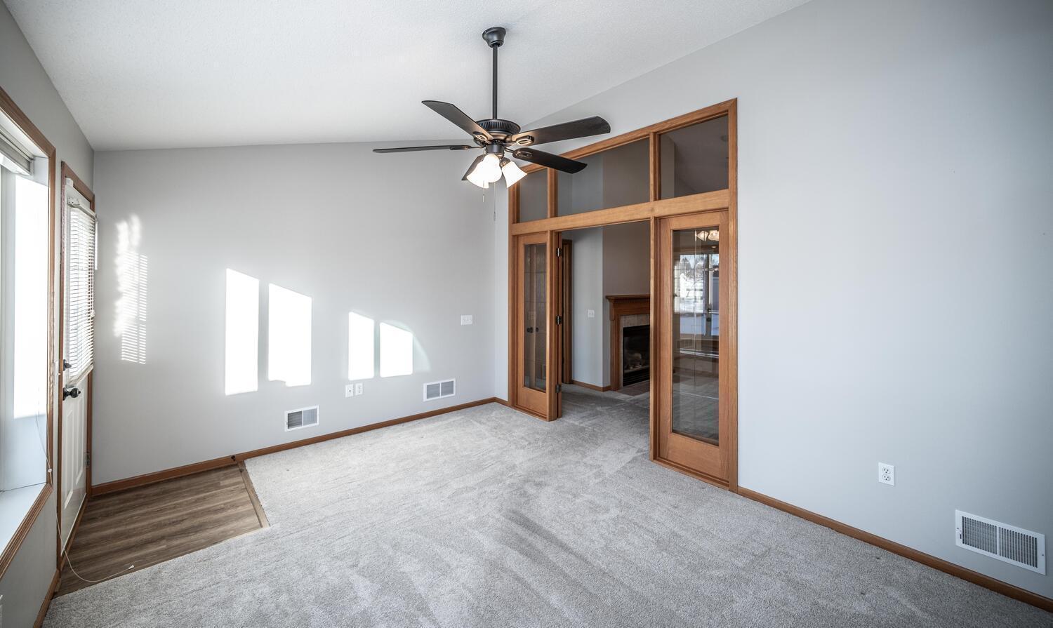 15664 Flackwood Way Apple Valley, MN 55124 - Photo 11 of 40