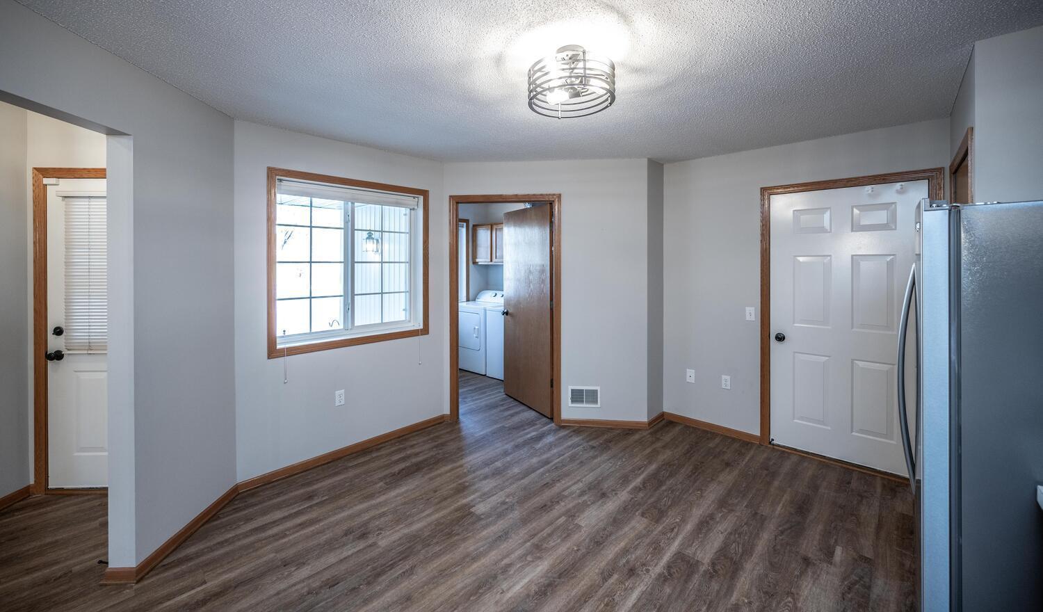 15664 Flackwood Way Apple Valley, MN 55124 - Photo 20 of 40