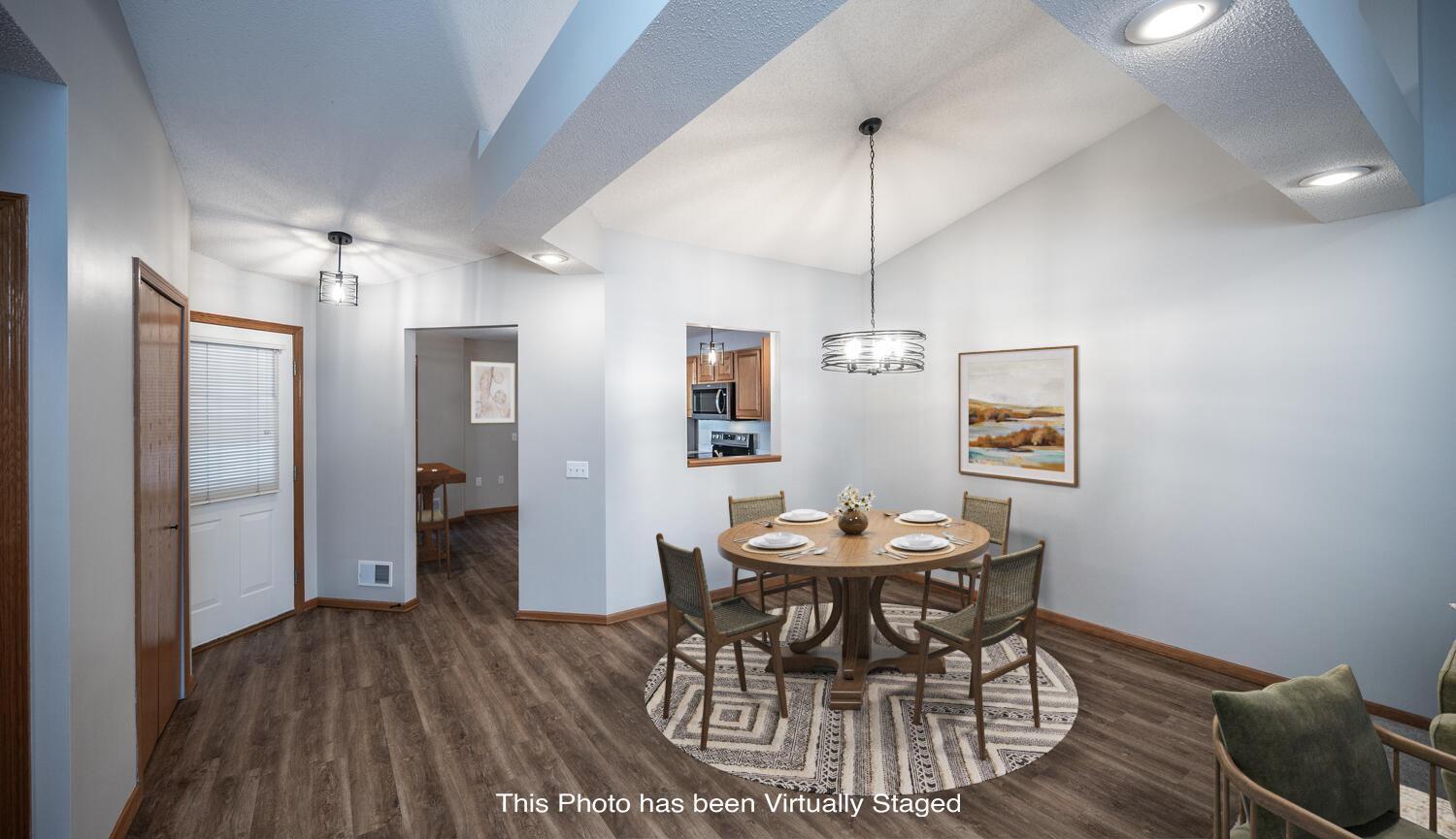 15664 Flackwood Way Apple Valley, MN 55124 - Photo 21 of 40