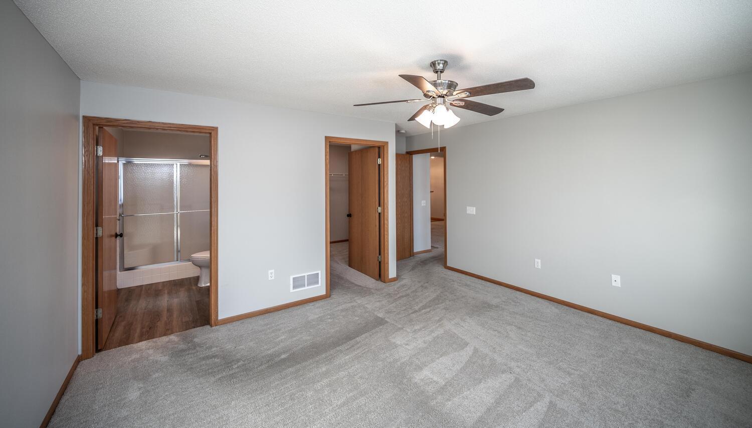 15664 Flackwood Way Apple Valley, MN 55124 - Photo 27 of 40