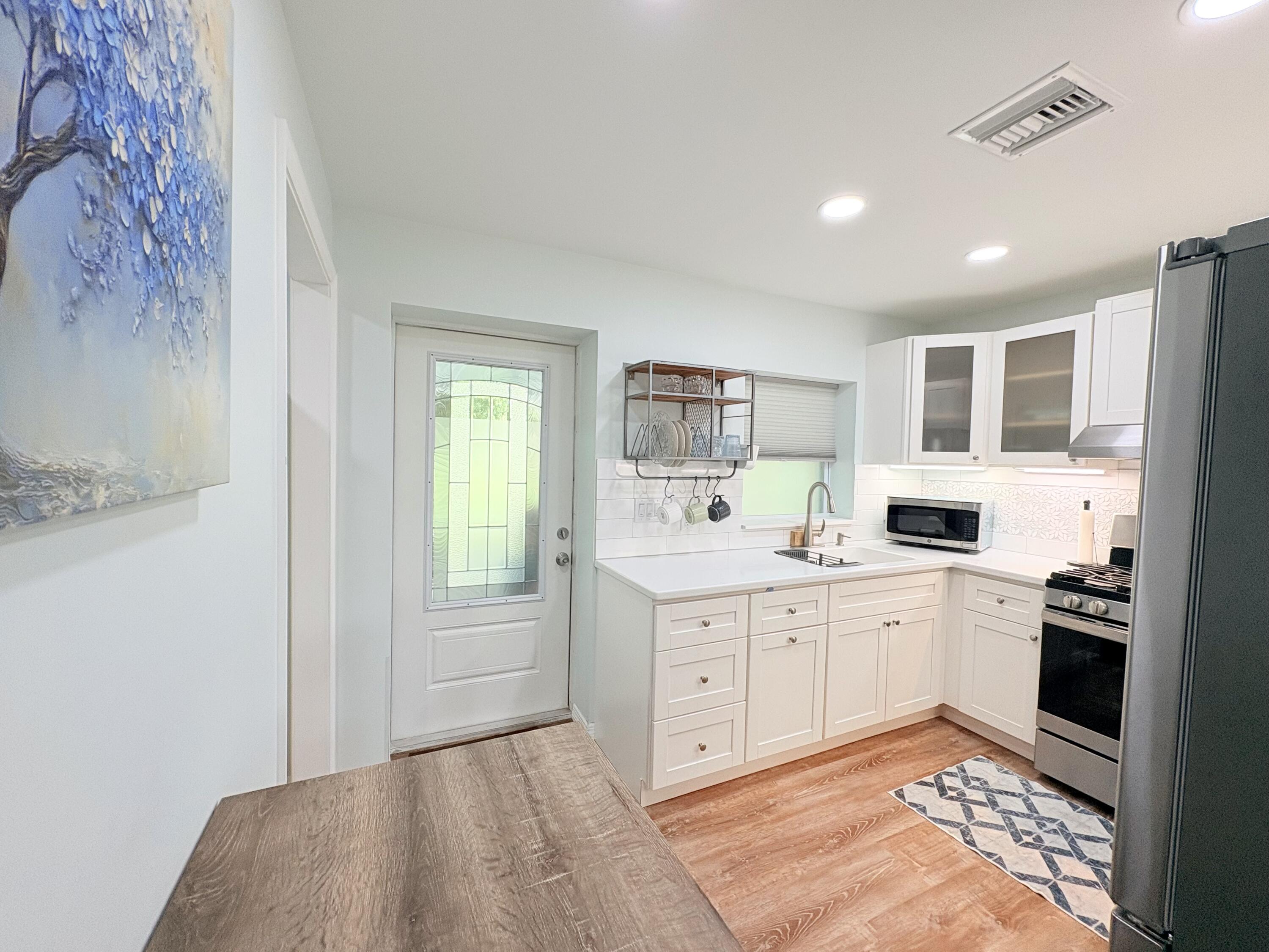 1728 Southwest 8th Street Okeechobee, FL 34974 - Photo 6 of 36 IMG_7535