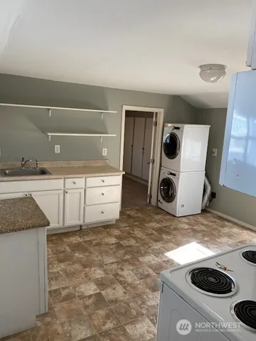 $634,000 | 547 South Sullivan Street, Seattle, WA 98108