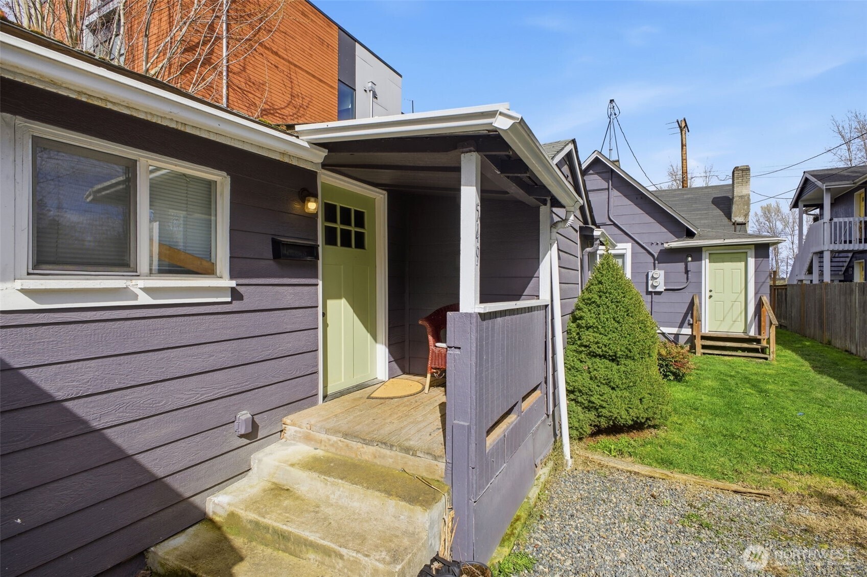 547 South Sullivan Street Seattle, WA 98108 - Photo 9 of 22