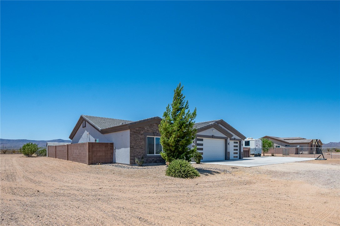 4277 North Laguna Road Golden Valley, AZ 86413 - Photo 4 of 83 Gallery Image 4