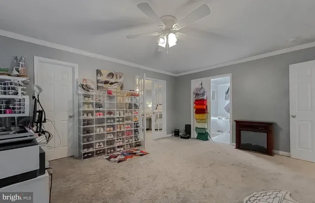 a bathroom with a sink vanity and a mirror