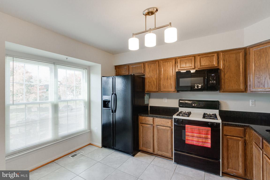 7016 Dew Drop Way Clinton, MD 20735 - Photo 5 of 21 Interior (General)